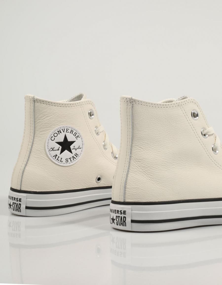 ZAPATILLAS CONVERSE CHUCK en color Beige