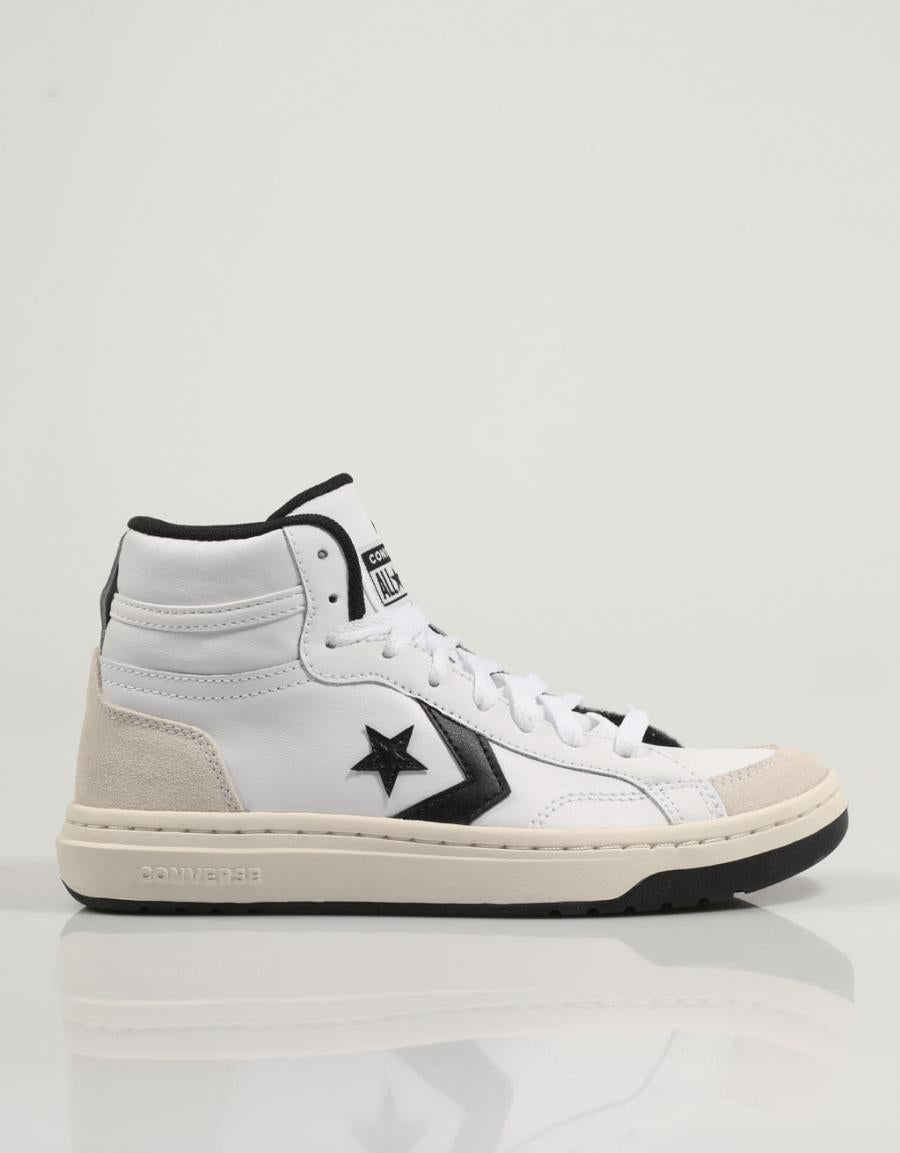 ZAPATILLAS CONVERSE PRO en color Blanco