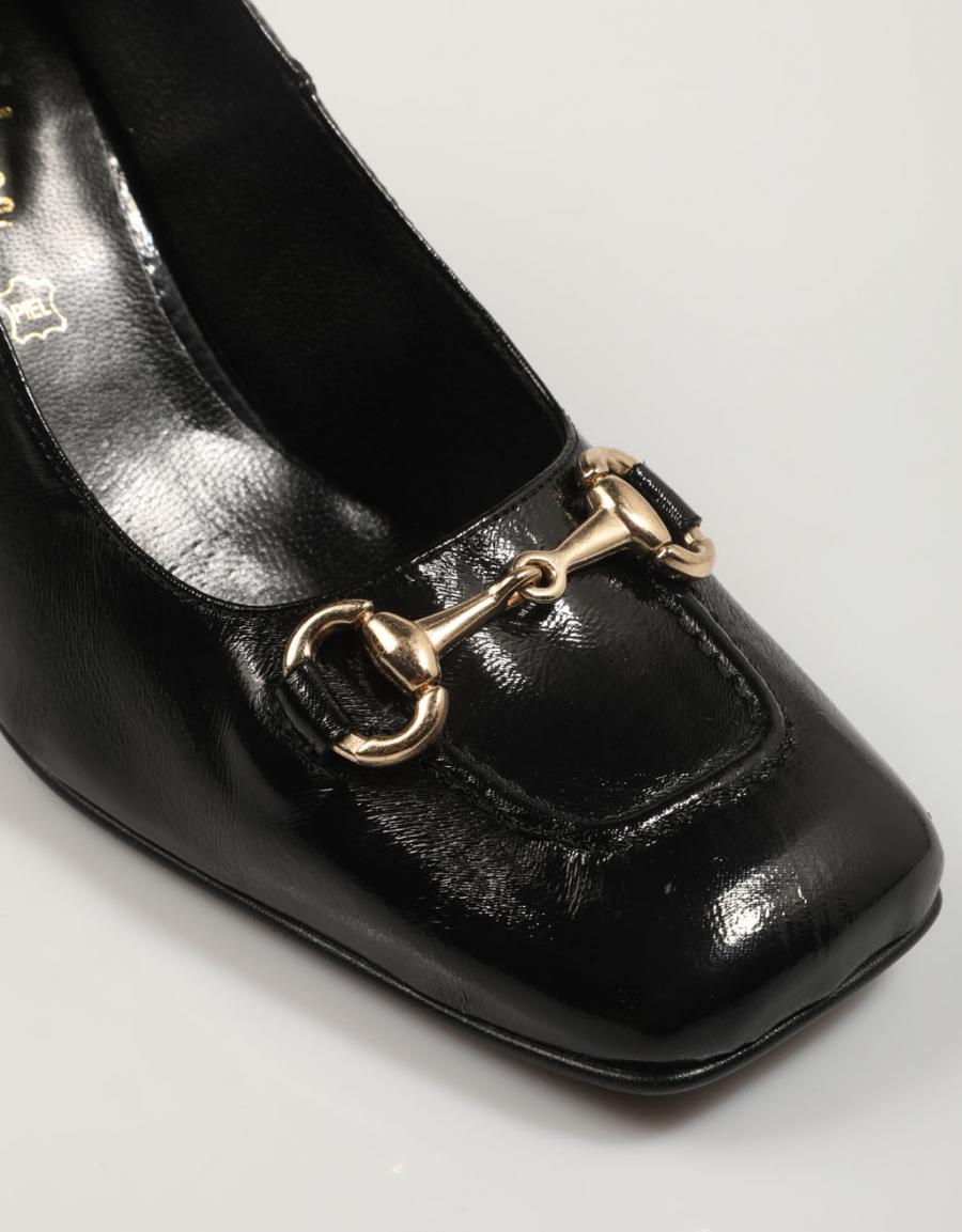 ZAPATOS VESTIR REBECCA HOPE 2334 en color Negro