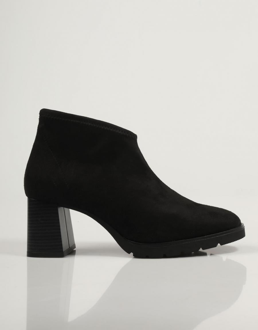 BOTINES REBECCA HOPE 1860M en color Negro