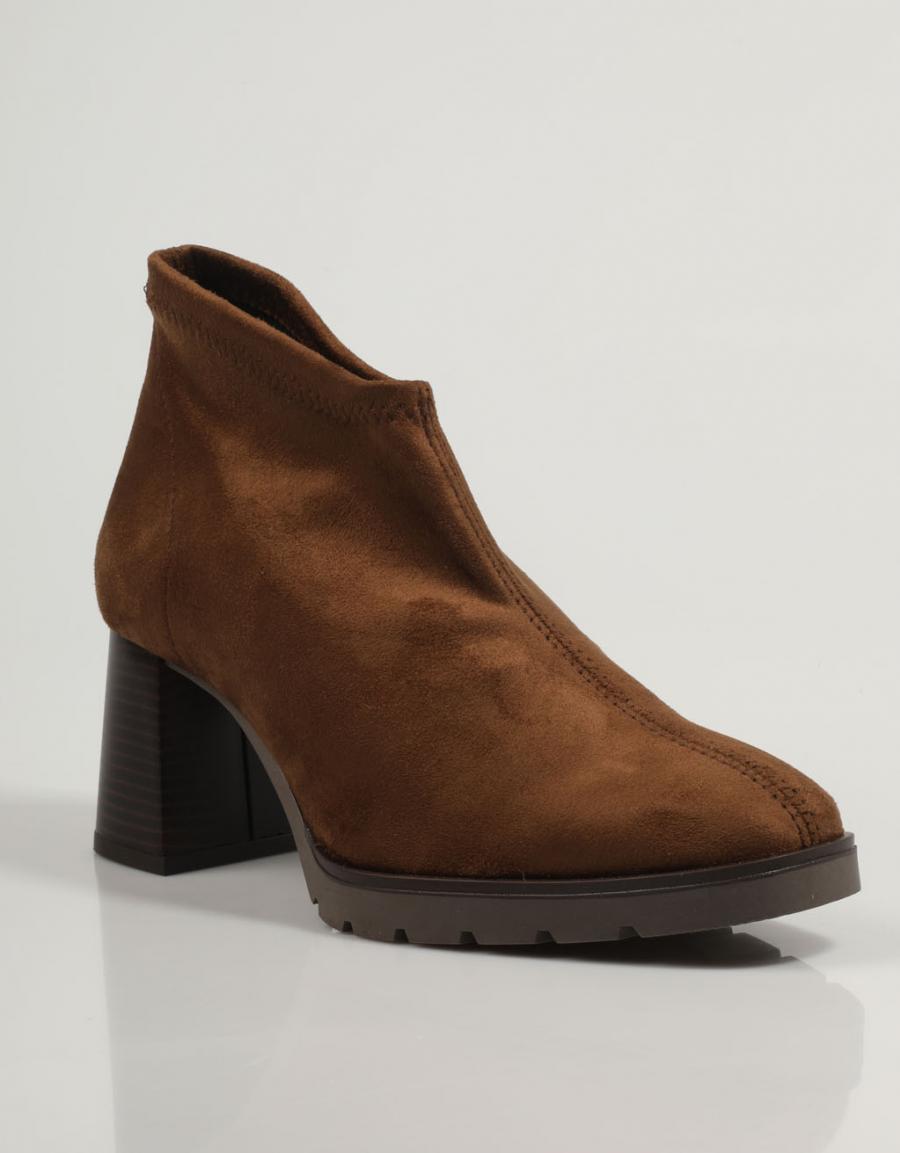 BOTINES REBECCA HOPE 1860M en color Cuero