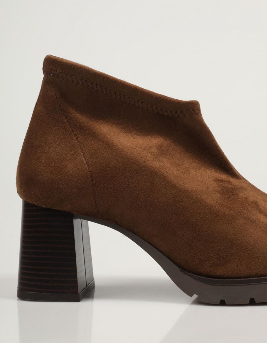 BOTINES REBECCA HOPE 1860M en color Cuero