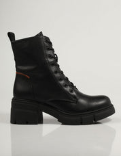 BOTINES REFRESH 170919 en color Negro