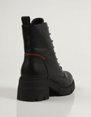 BOTINES REFRESH 170919 en color Negro