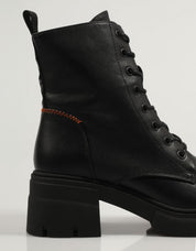 BOTINES REFRESH 170919 en color Negro