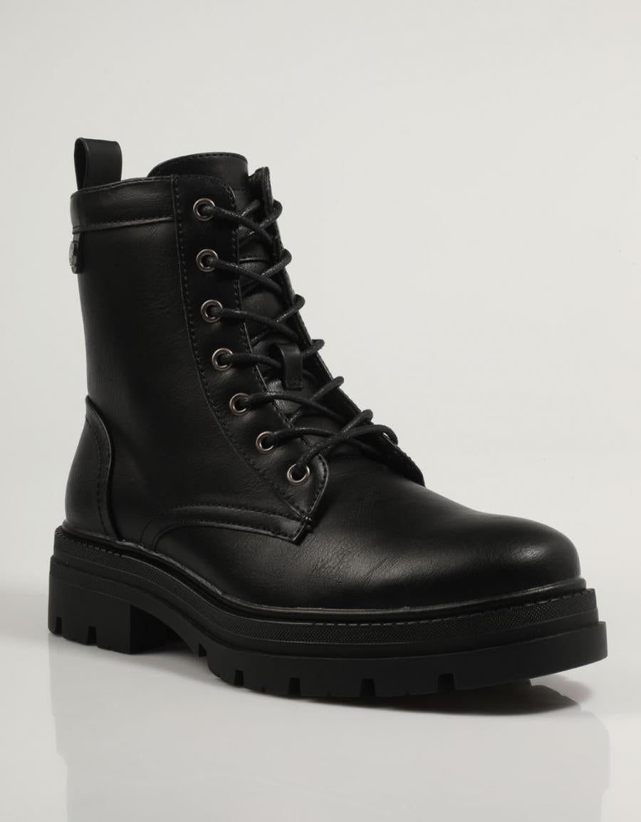 BOTINES REFRESH 171000 en color Negro