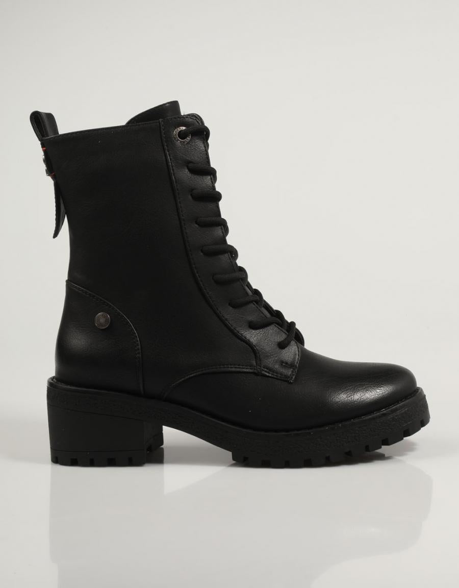 BOTINES REFRESH 171096 en color Negro