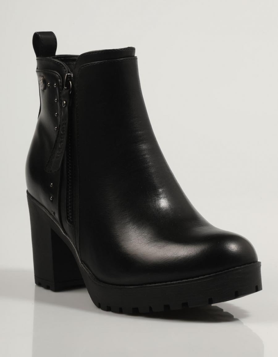 BOTINES REFRESH 171333 en color Negro