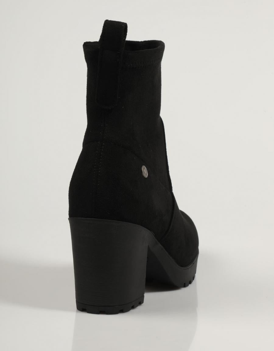 BOTINES REFRESH 171459 en color Negro