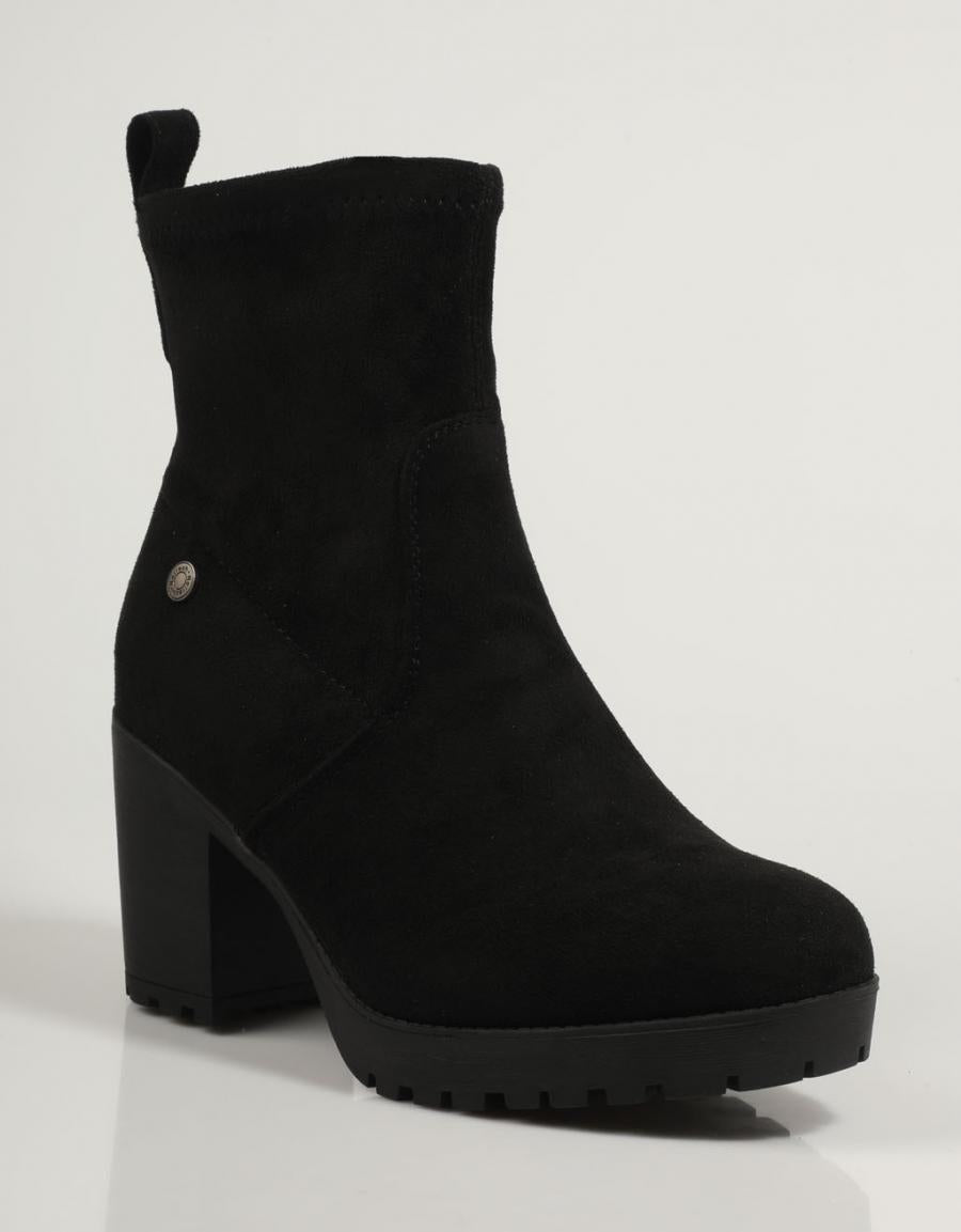 BOTINES REFRESH 171459 en color Negro