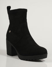 BOTINES REFRESH 171459 en color Negro
