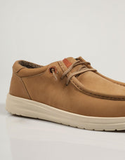 ZAPATOS SPORT DUDE WALLY en color Beige