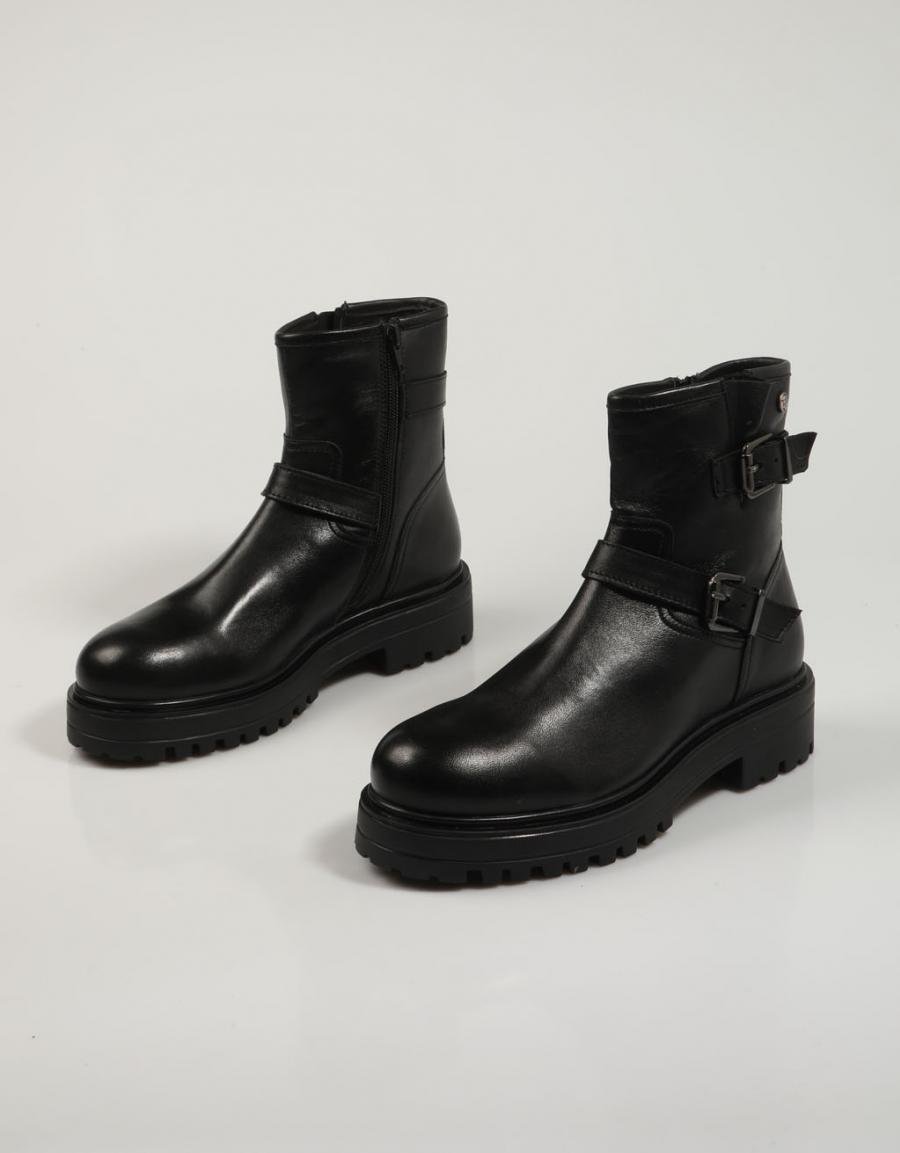 BOTINES TOP 3 23939 en color Negro