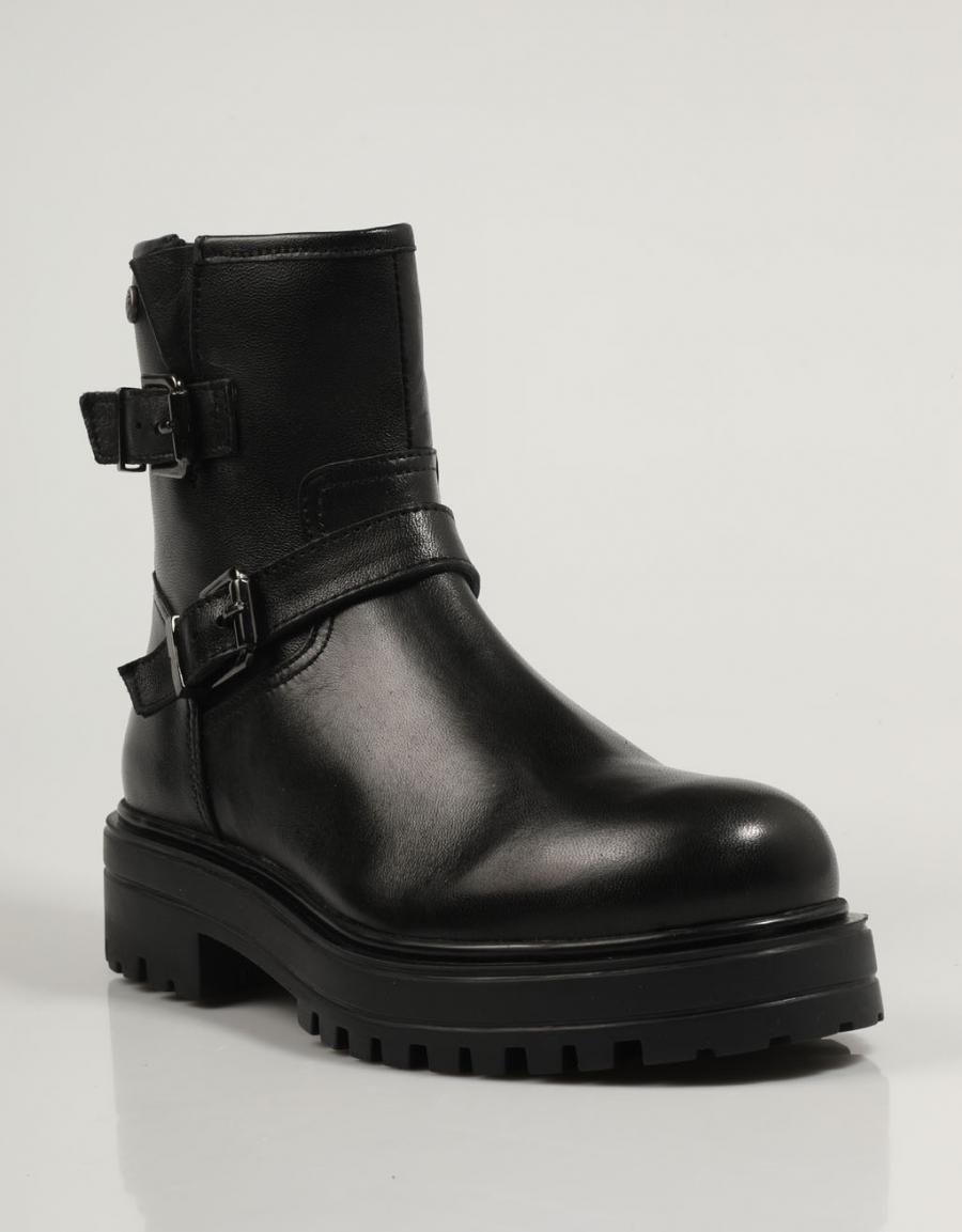 BOTINES TOP 3 23939 en color Negro