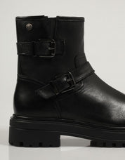 BOTINES TOP 3 23939 en color Negro
