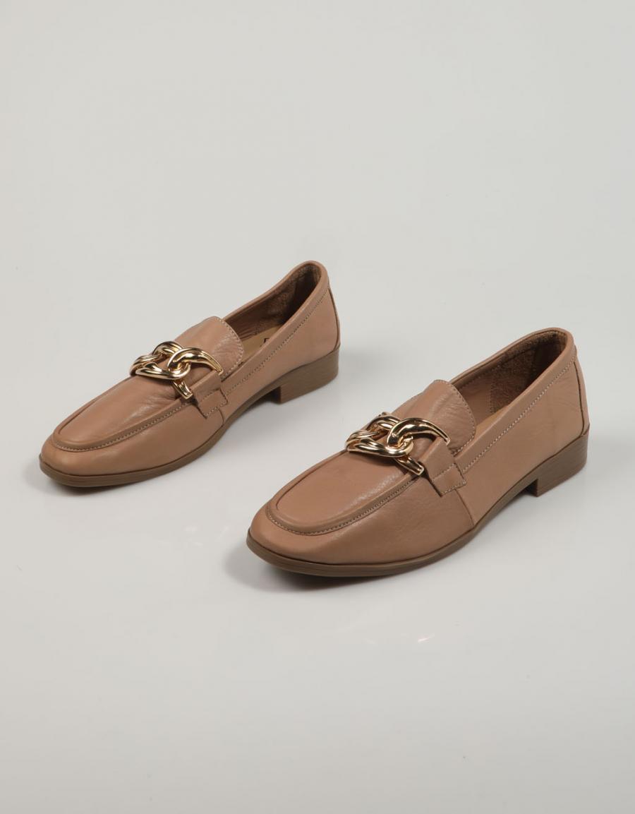 ZAPATOS SPORT TOP 3 23823 en color Beige