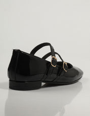ZAPATOS SPORT TOP 3 23813 en color Negro