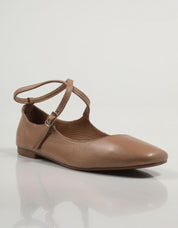 ZAPATOS SPORT TOP 3 23669 en color Beige