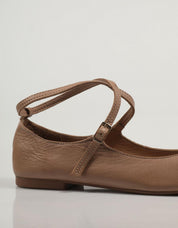 ZAPATOS SPORT TOP 3 23669 en color Beige