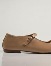 ZAPATOS SPORT TOP 3 23670 en color Beige