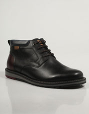 BOTINES PIKOLINOS BERNA M8J 8181C1 en color Negro
