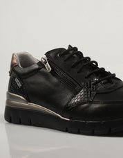ZAPATILLAS PIKOLINOS CANTABRIA W4R 6718C2 en color Negro
