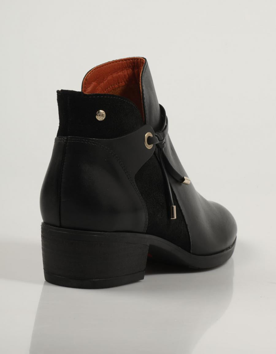 BOTINES PIKOLINOS DAROCA W1U 8505 en color Negro