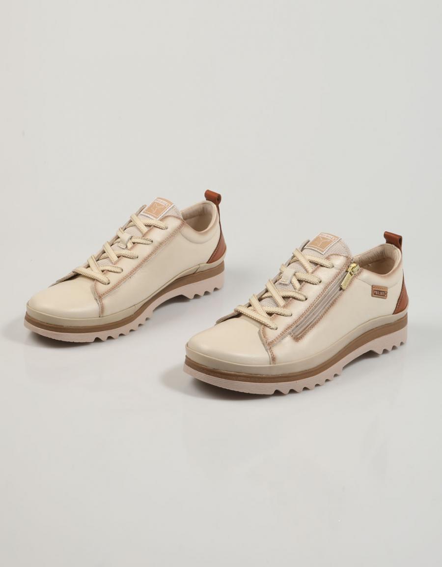 ZAPATOS SPORT PIKOLINOS COURT BOROUGH en color Hielo