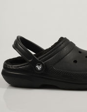 ZUECOS CROCS CLASSIC LINED CLOG 203591 en color Negro