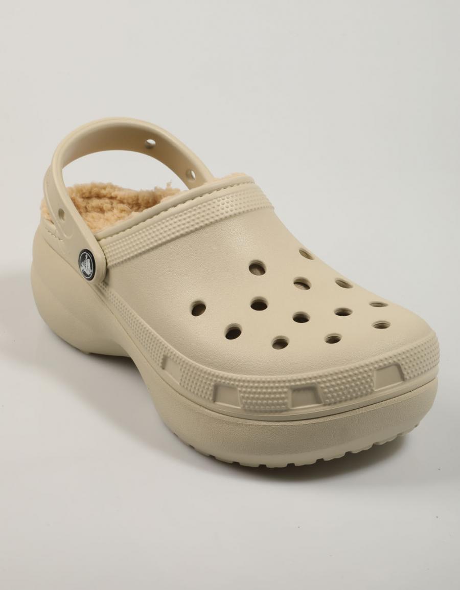 ZUECOS CROCS CLASSIC PLATFOR LINED 207938 en color Beige
