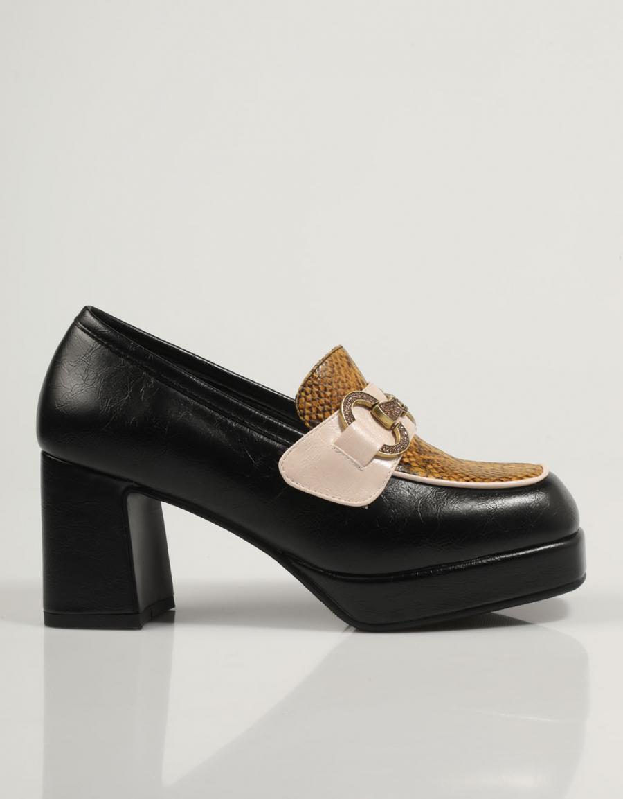 ZAPATOS VESTIR NOA HARMON GIGI 9538 en color Negro