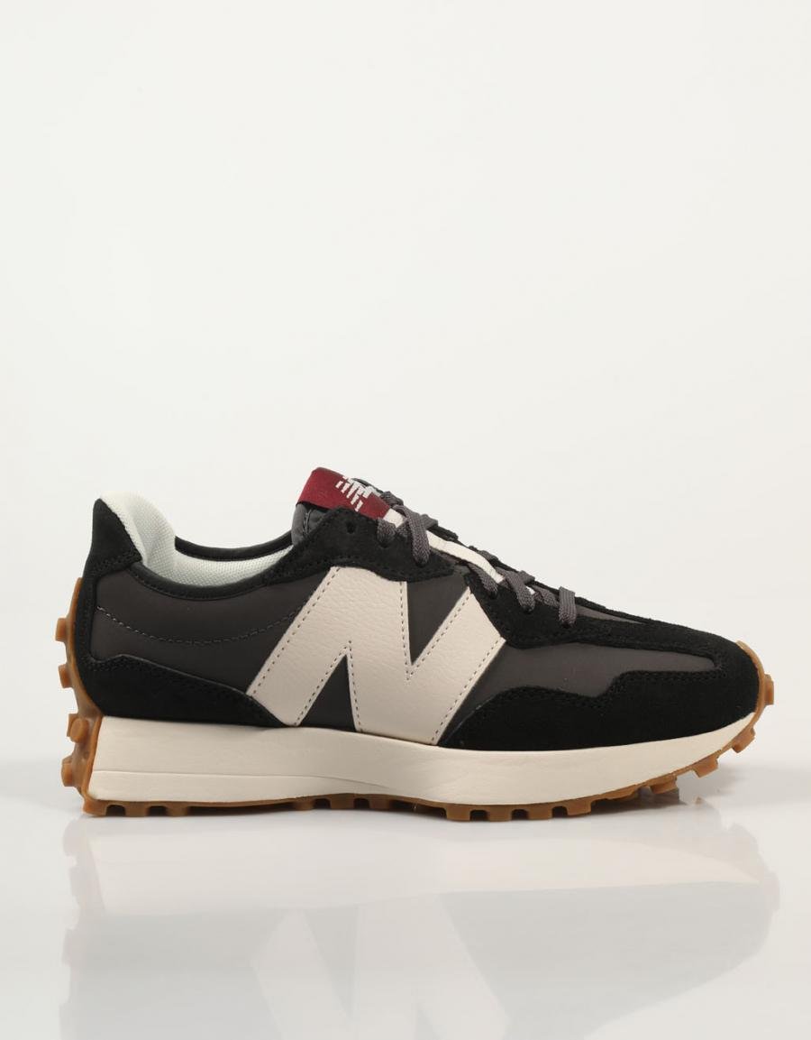ZAPATILLAS NEW BALANCE WS327 en color Negro