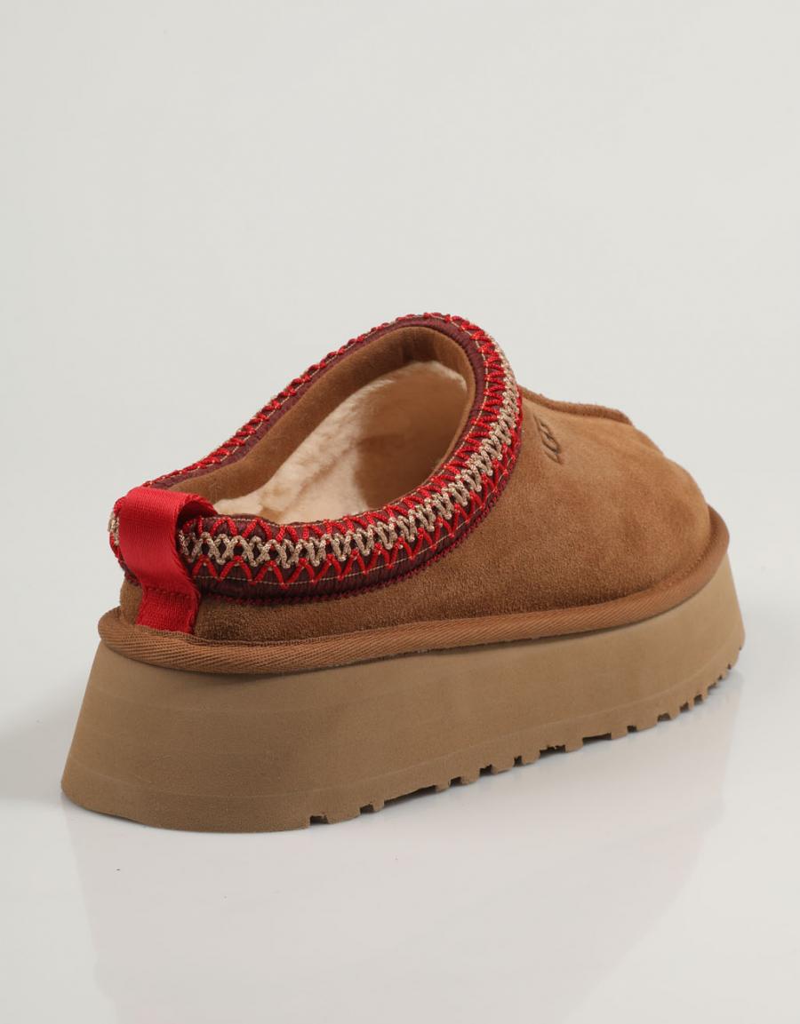 ZUECOS UGG W TAZZ en color Cuero