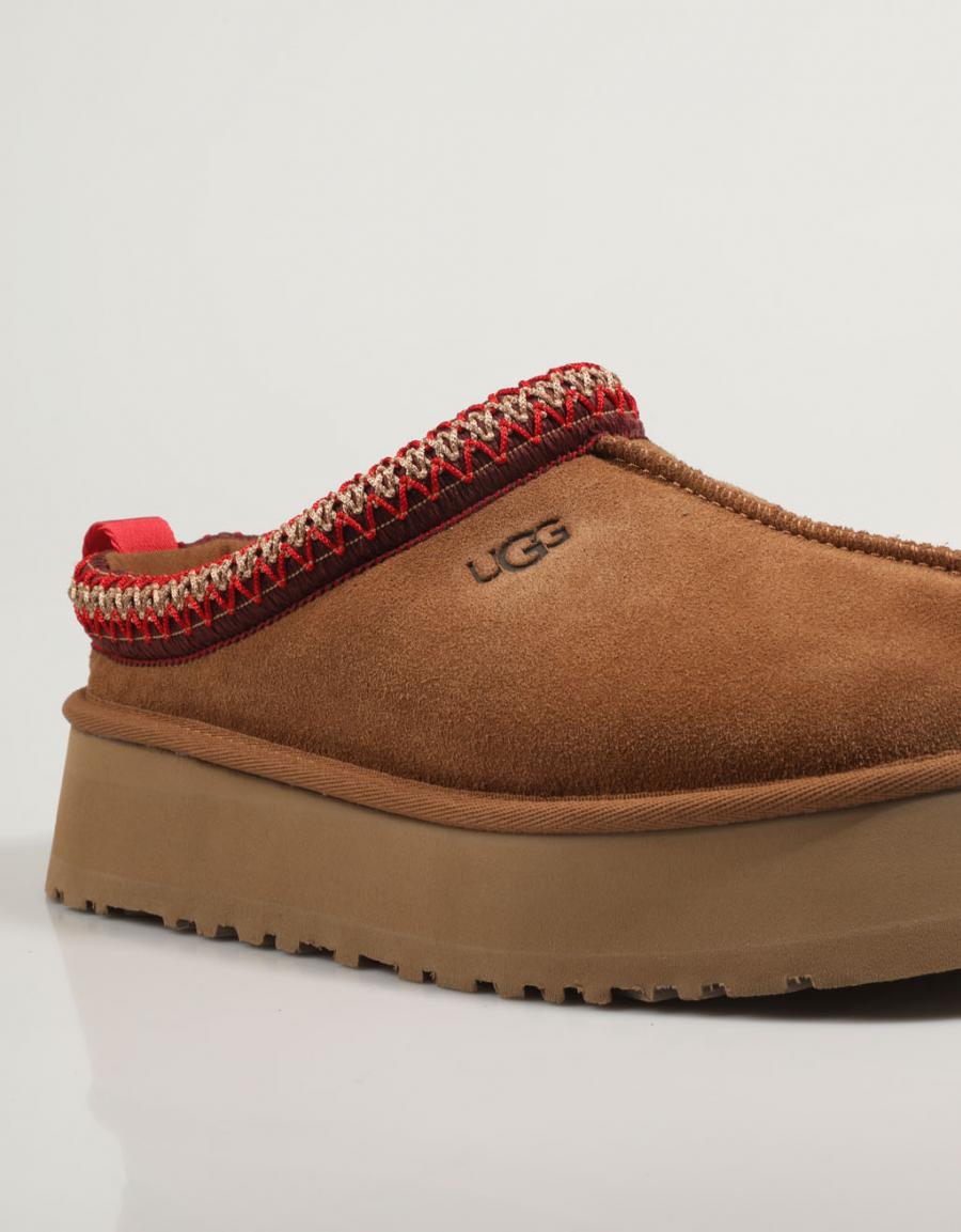 ZUECOS UGG W TAZZ en color Cuero