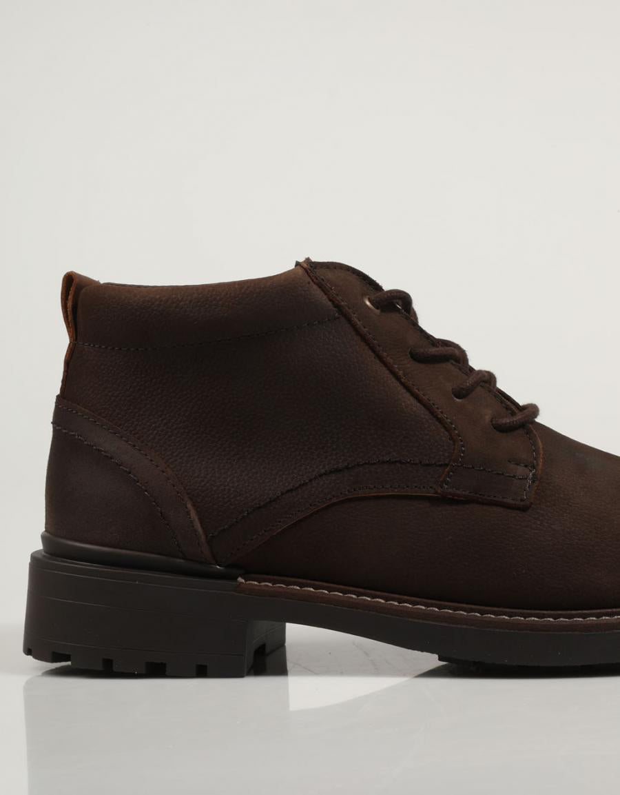 BOTINES FREELANCE 4053 en color Marron