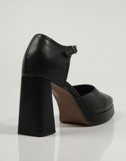 ZAPATOS VESTIR ISTERIA 23172 en color Negro
