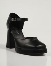 ZAPATOS VESTIR ISTERIA 23172 en color Negro