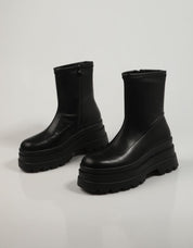 BOTINES BB UP 1019 en color Negro