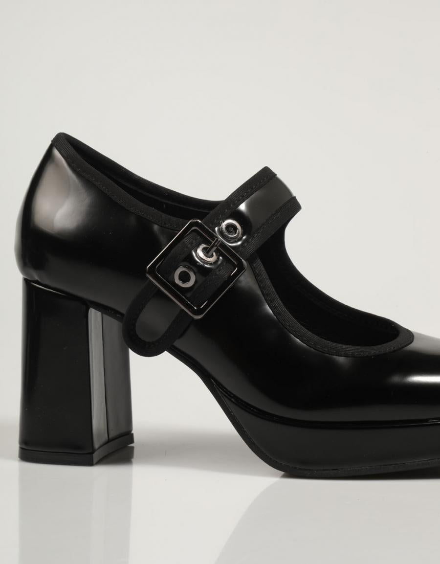 ZAPATOS VESTIR DNG DZS25138 en color Negro