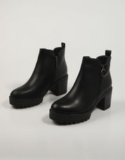 BOTINES CHIKA10 PILAR 16 en color Negro