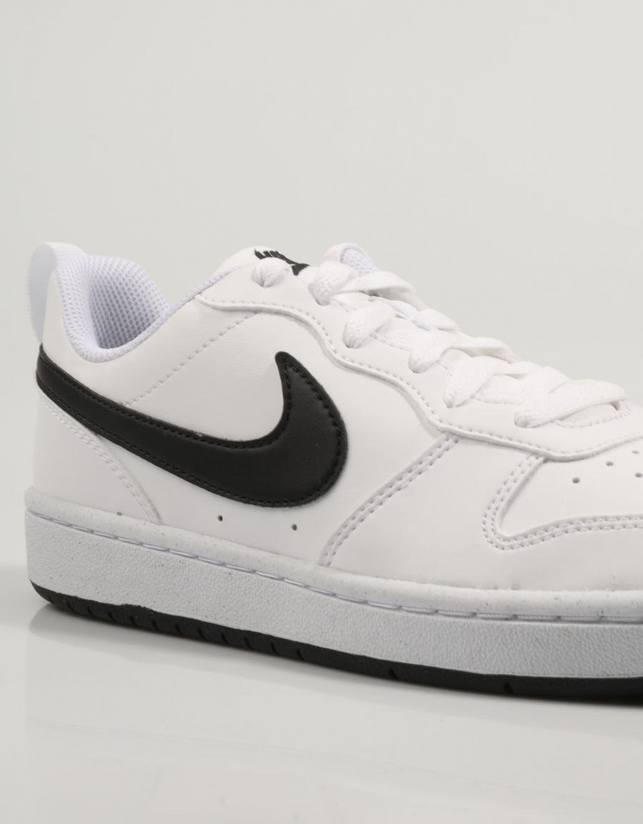 ZAPATILLAS NIKE COURT en color Blanco