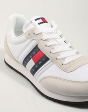 ZAPATILLAS TOMMY HILFIGER TJM RUNNER CASUAL ESS en color Blanco