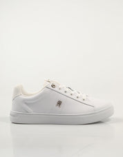 ZAPATILLAS TOMMY HILFIGER ESSENTIAL en color Blanco