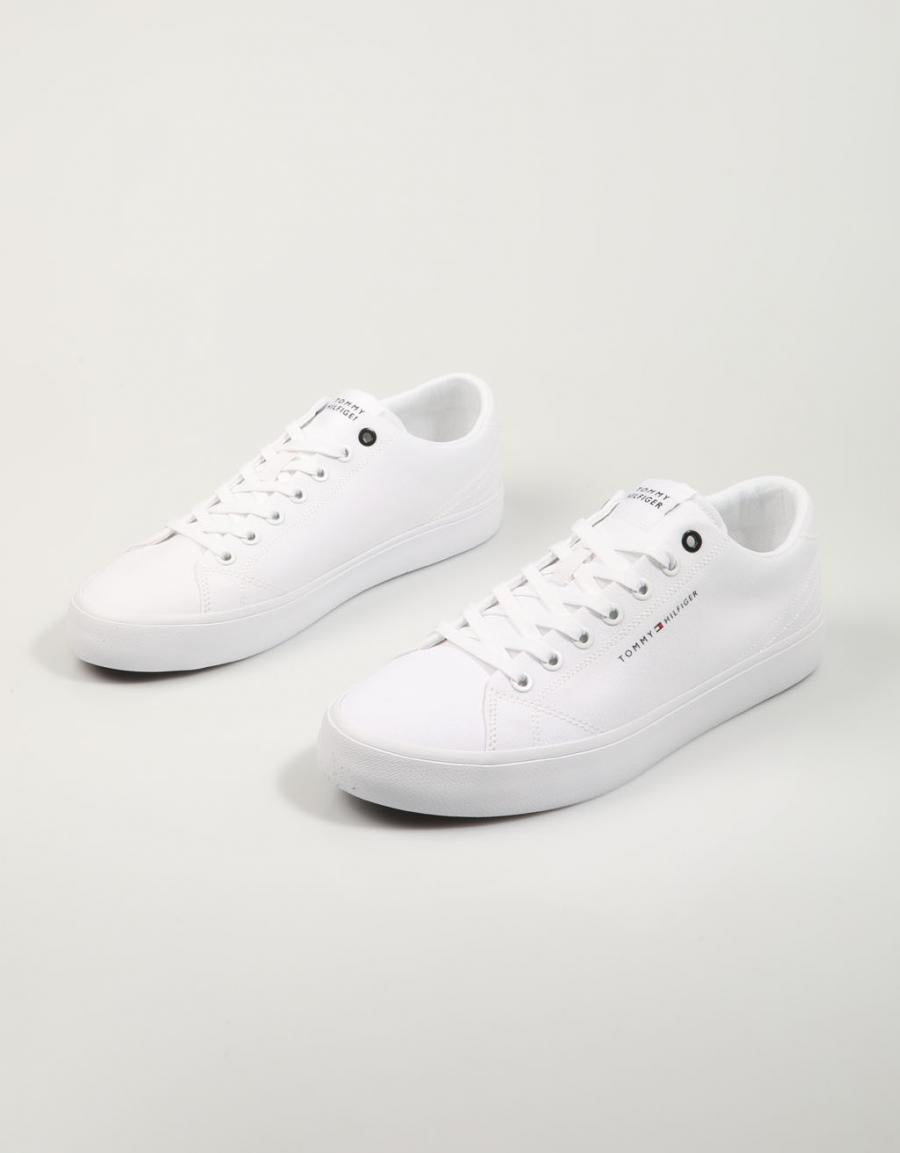 ZAPATILLAS TOMMY HILFIGER TH HI VULC LOW CANVAS en color Blanco