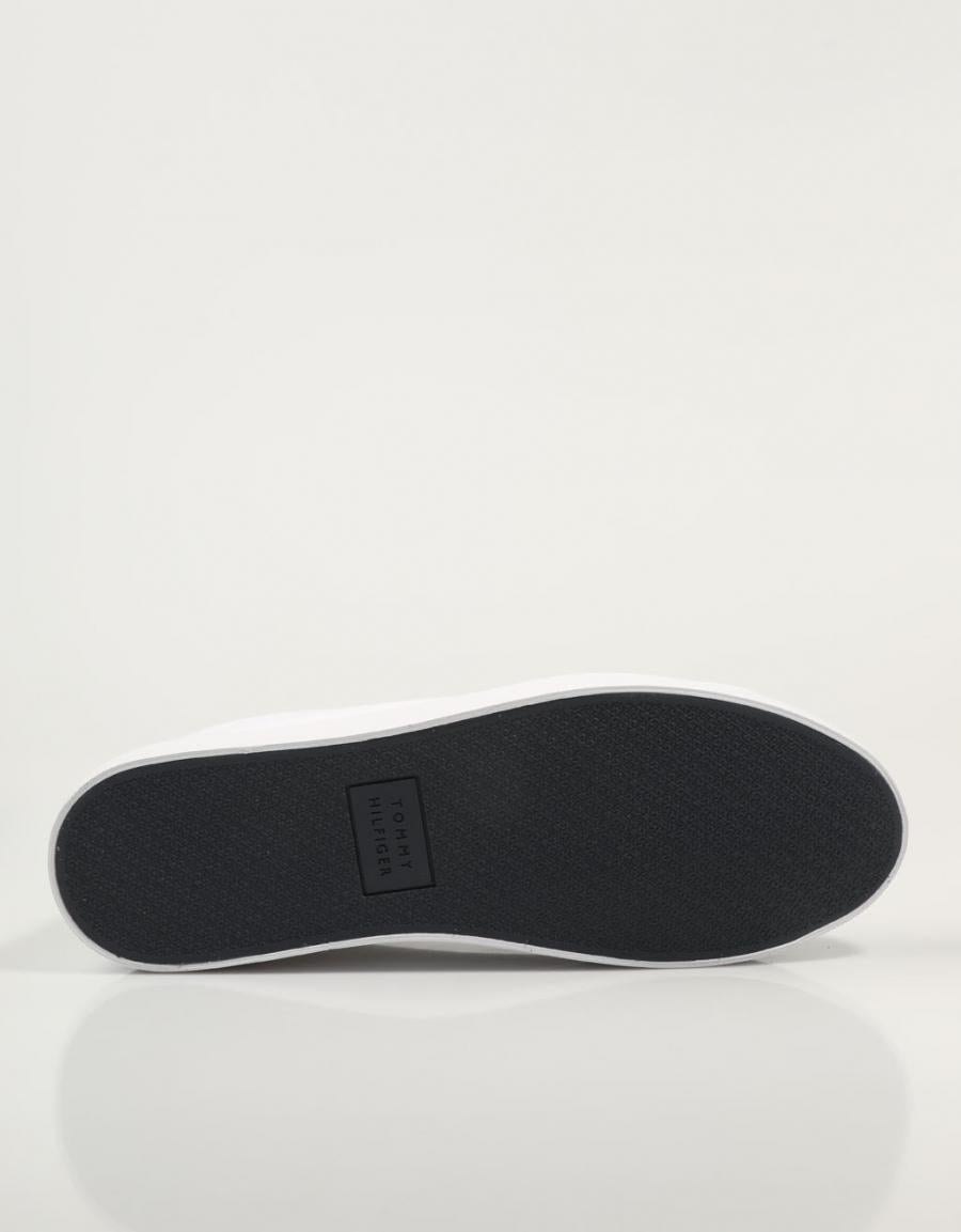 ZAPATILLAS TOMMY HILFIGER TH HI VULC LOW CANVAS en color Blanco