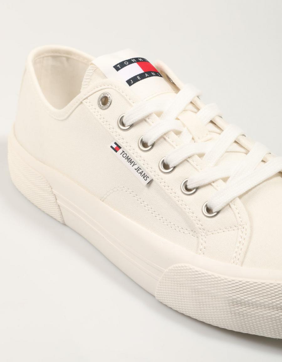 ZAPATILLAS TOMMY HILFIGER LACE en color Blanco