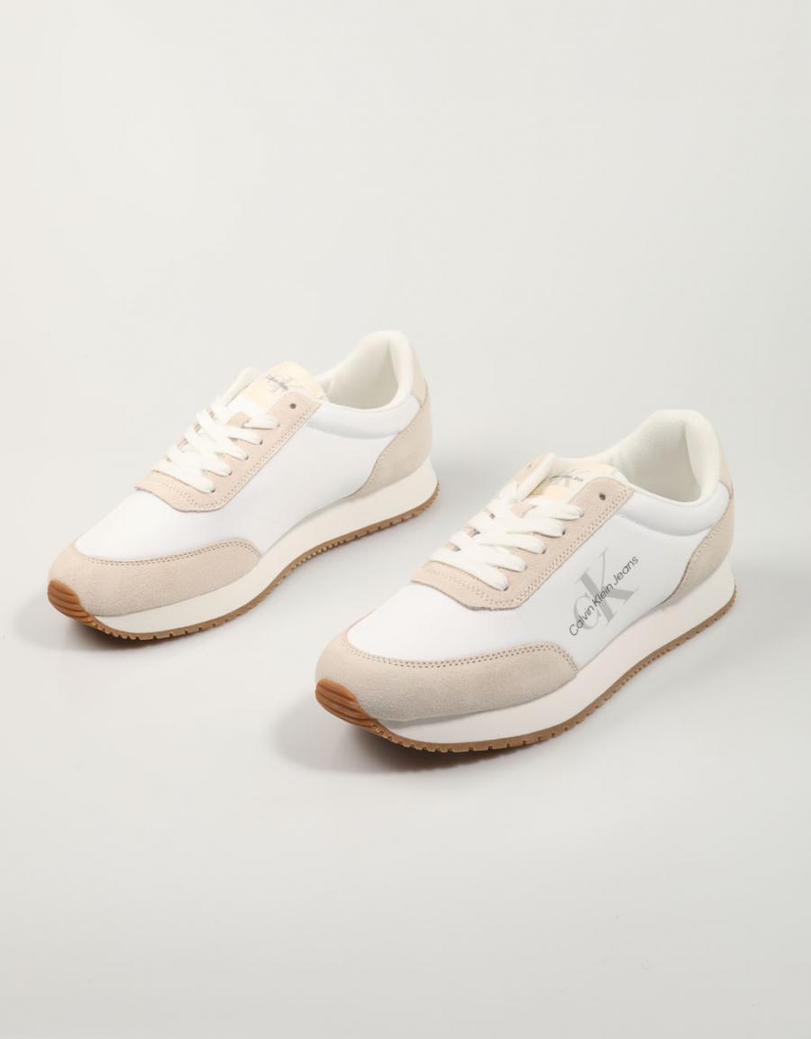 ZAPATILLAS CALVIN KLEIN RETRO en color Blanco