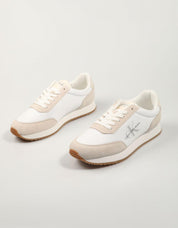ZAPATILLAS CALVIN KLEIN RETRO en color Blanco