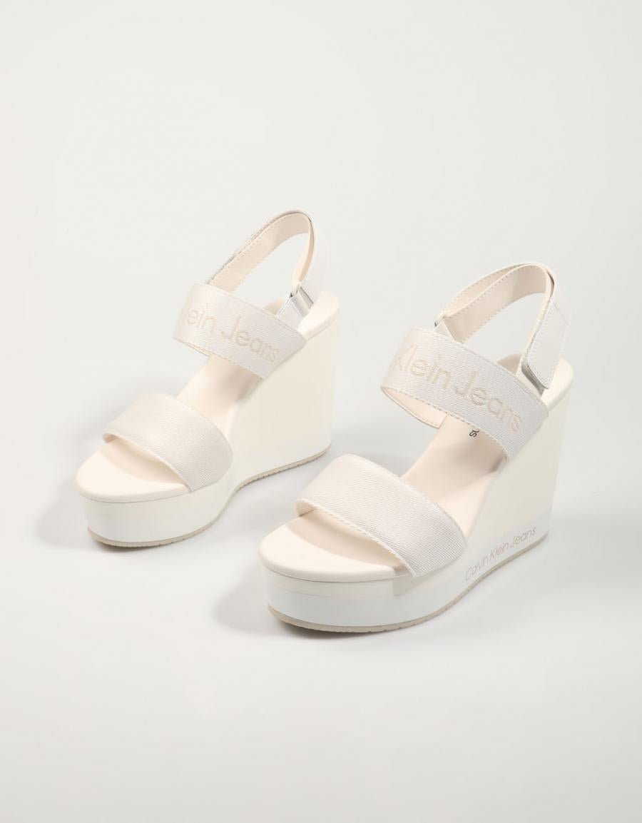 SANDALIAS CALVIN KLEIN WEDGE en color Blanco