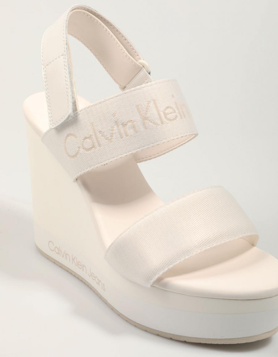 SANDALIAS CALVIN KLEIN WEDGE en color Blanco